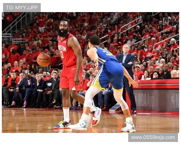 火箭队与勇士队2018年天王山之战的激烈对决与历史意义分析 火箭队与勇士队2018年天王山之战的激烈对决与历史意义分析